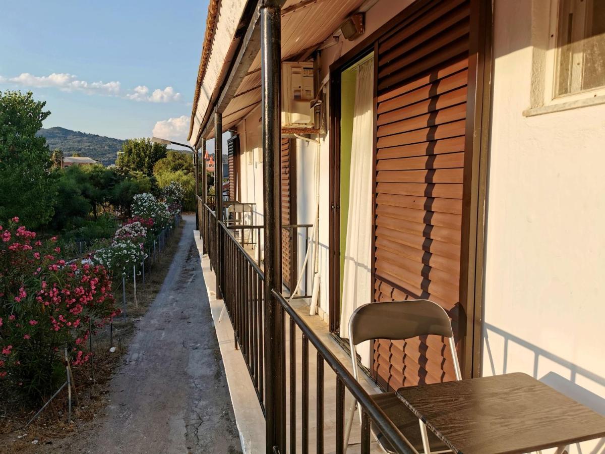 Maria'S Studios Agios Georgios (Corfu) Exterior foto